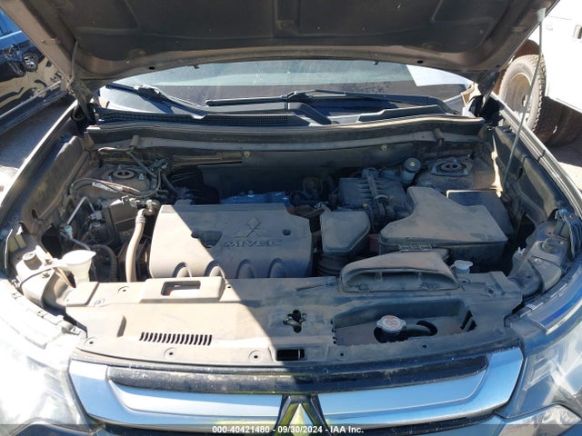 JA4AD3A31GZ007428 Mitsubishi Outlander Sel