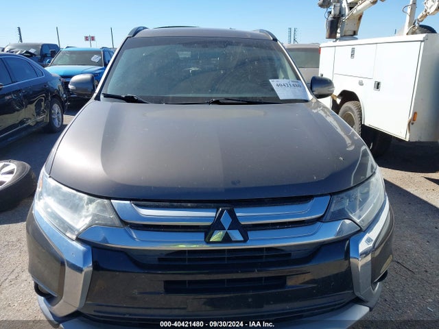 JA4AD3A31GZ007428 Mitsubishi Outlander Sel