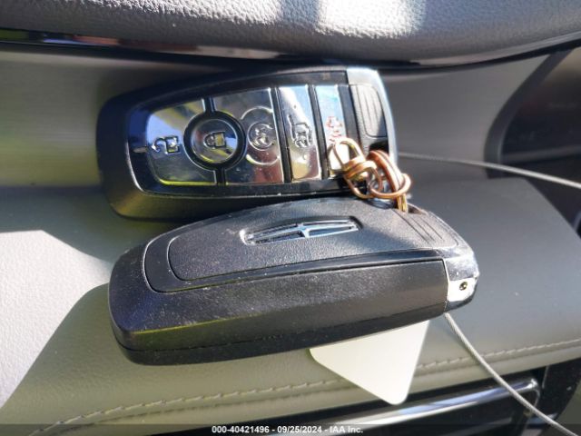 5LM5J7XC0LGL10701 Lincoln Aviator Reserve