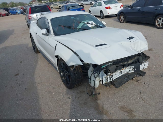 2018 1FA6P8TH7J5117039 main image