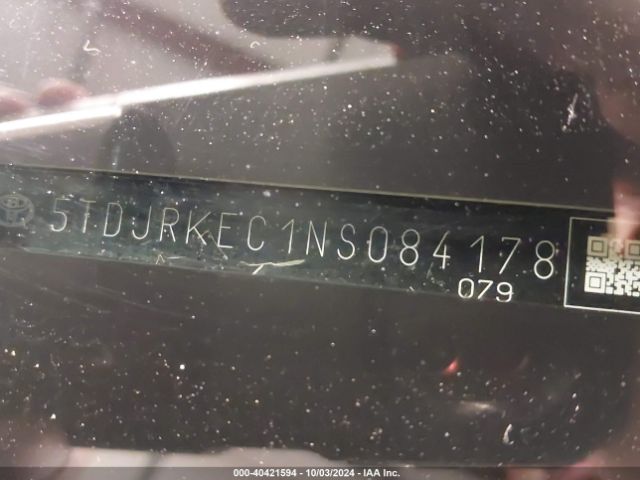 5TDJRKEC1NS084178 Toyota SIENNA XLE
