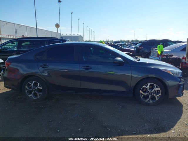 3KPF24ADXLE251875 KIA Forte Lxs