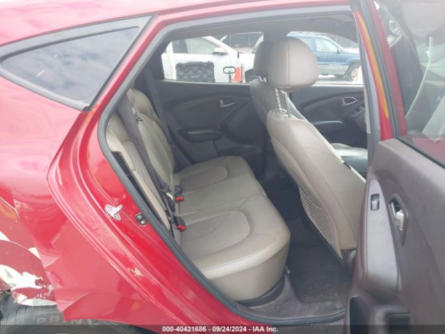 KM8JT3AF5FU025960 Hyundai TUCSON GLS