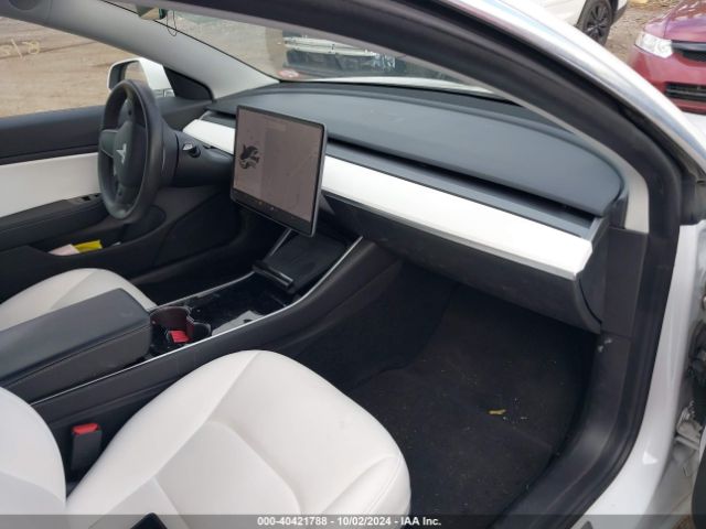 5YJ3E1EA5LF741000 Tesla Model 3 Standard Range Plus Rear-wheel Drive/standard Range Rear-wheel Drive