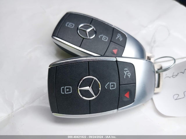 W1N4M4HB0NW171203 Mercedes-Benz Glb 250 4matic