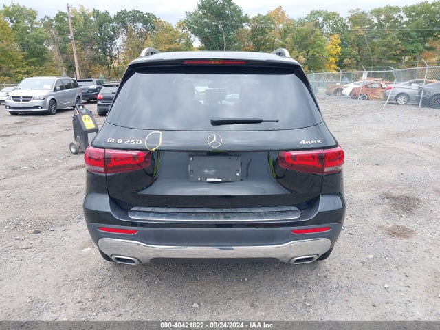 W1N4M4HB0NW171203 Mercedes-Benz Glb 250 4matic