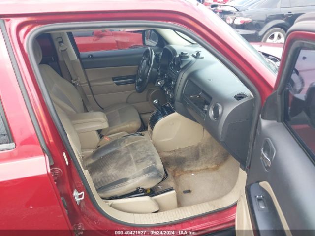 1C4NJPFB4ED818562 Jeep Patriot Latitude