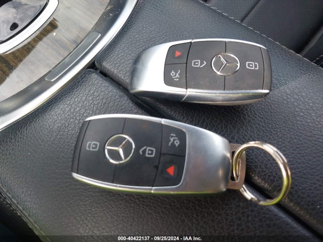 Mercedes-Benz C 300 2019 WDDWJ8DB9KF774772 Image 11