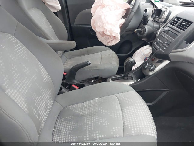 Chevrolet Sonic Ls Auto 2016 1G1JA5SH0G4112438 Image 5