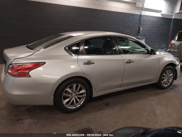 Nissan Altima 2.5 S 2014 1N4AL3APXEC320723 Image 4