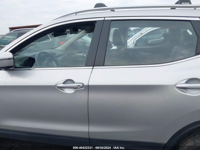 JN1BJ1CV9LW279441 Nissan Rogue Sport Sl Fwd Xtronic Cvt
