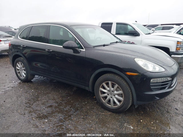 2011 PORSCHE CAYENNE WP1AA2A2XBLA09351 Photo 0