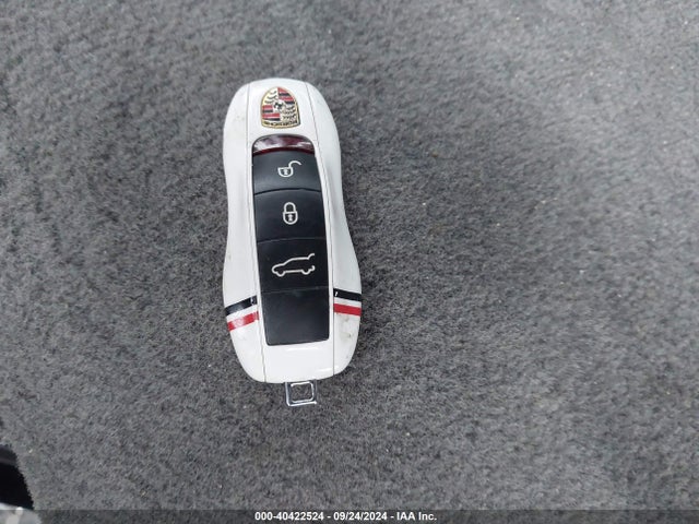 2011 PORSCHE CAYENNE WP1AA2A2XBLA09351 Photo 10