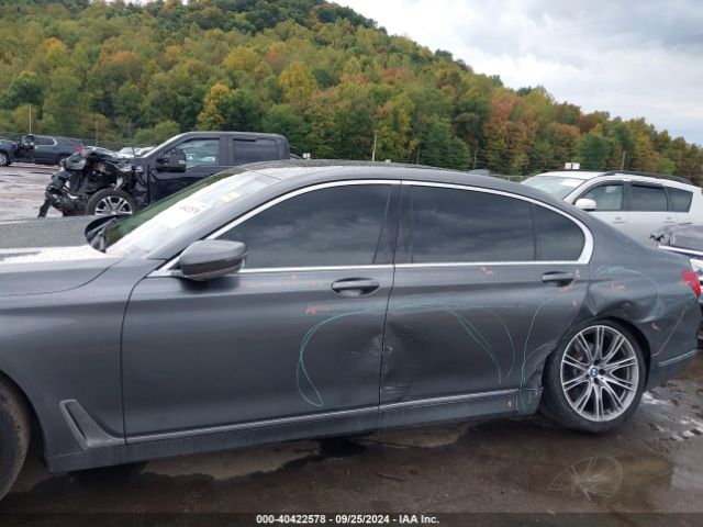WBA7F0C57GGL99525 BMW 750i