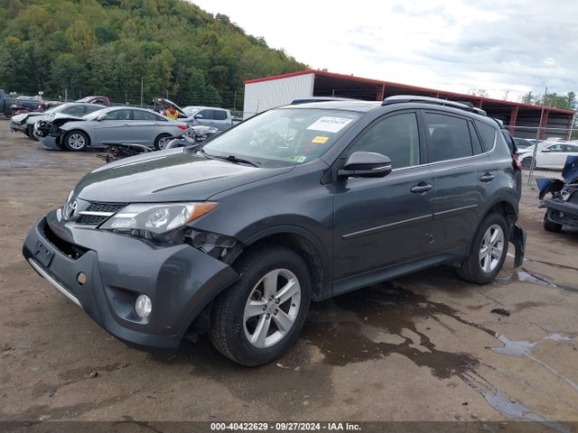 Toyota Rav4 Xle 2014 JTMRFREV7ED091153 Image 2