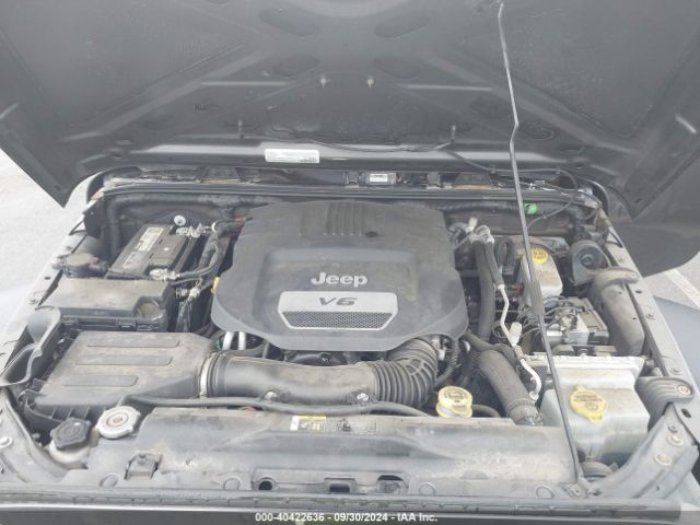 1C4BJWDG0HL730744 Jeep Wrangler Unlimited Sport 4x4