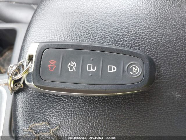 1FMCU9J95HUD60688 Ford Escape Titanium