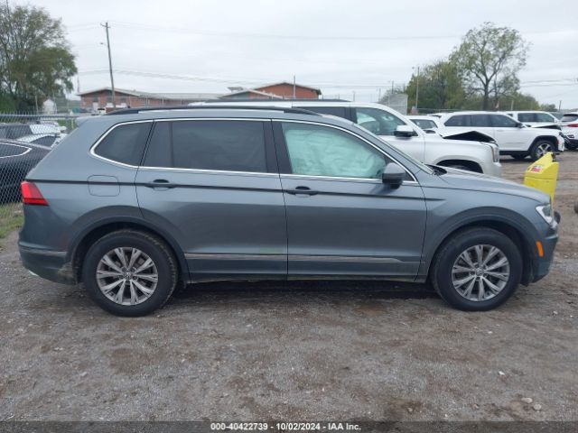 3VV3B7AXXJM180454 Volkswagen Tiguan 2.0t Se/2.0t Sel