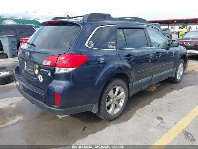 Subaru Outback 2.5i Limited 2014 4S4BRCLC8E3226116 Image 4