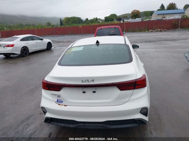 3KPF24AD7NE431852 KIA FORTE FE