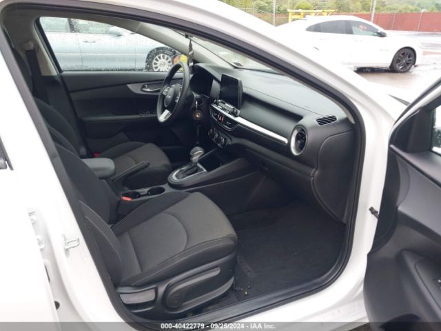 3KPF24AD7NE431852 KIA FORTE FE