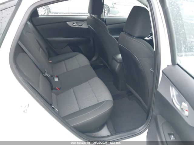 3KPF24AD7NE431852 KIA FORTE FE