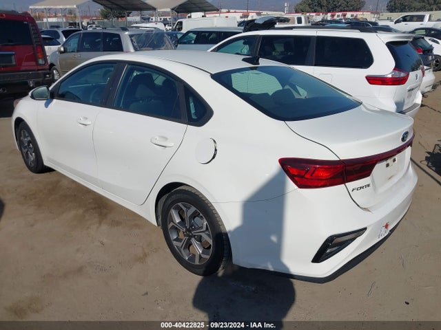 KIA Forte Lxs 2019 3KPF24AD7KE050689 Image 3