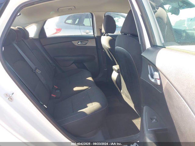 KIA Forte Lxs 2019 3KPF24AD7KE050689 Image 8