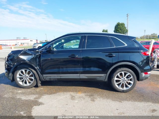 5LMCJ2D92JUL31759 Lincoln MKC SELECT
