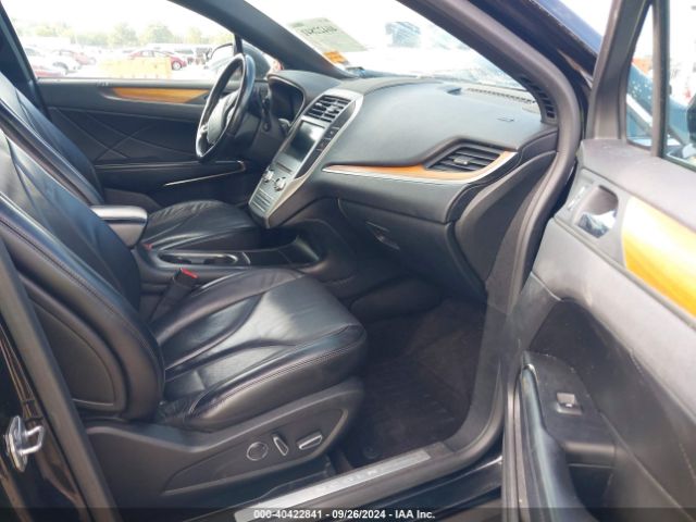 5LMCJ2D92JUL31759 Lincoln MKC SELECT