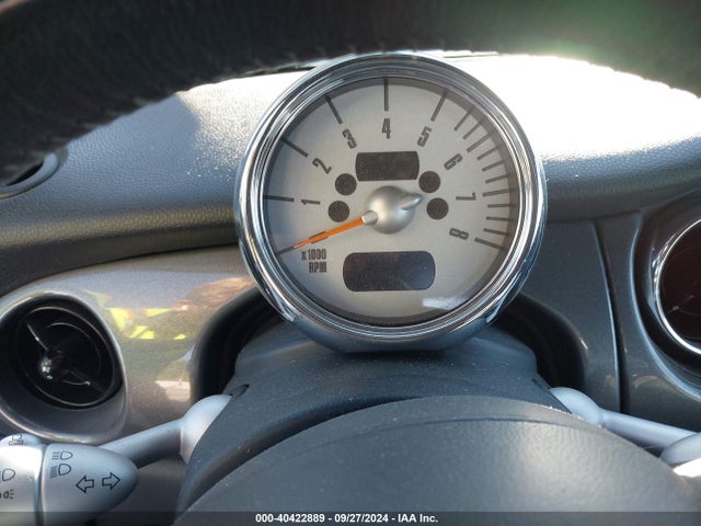 2006 MINI COOPER S WMWRH335X6TK57065 Photo 6