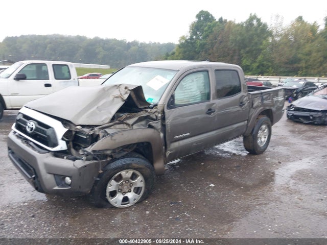 Toyota Tacoma Base V6 2014 3TMLU4EN3EM148032 Image 2