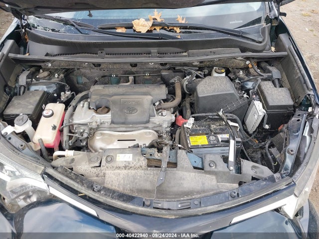 Toyota Rav4 Xle 2018 JTMRFREV4JJ242395 Image 10