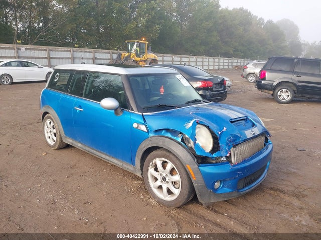 2009 MINI COOPER S CLUBMAN WMWMM335X9TP93234 Photo 0