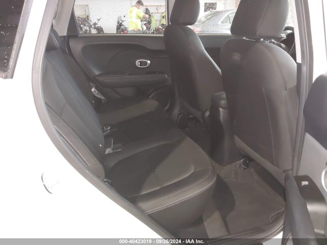 KIA Soul 2016 KNDJN2A27G7315879 Image 8