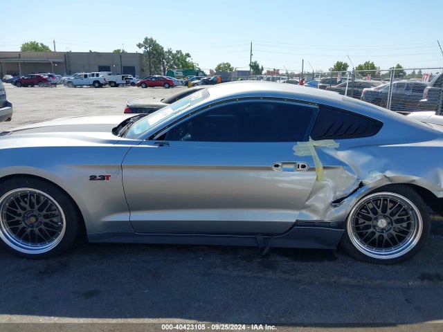 Ford Mustang Ecoboost Fastback 2020 1FA6P8TH2L5189382 Image 15