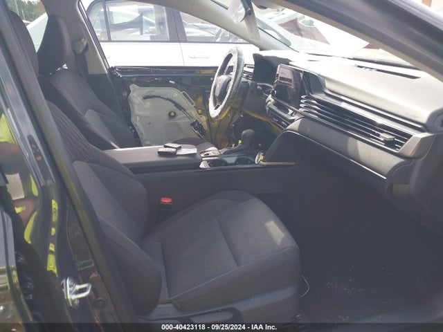 Toyota CAMRY LE 2025 4T1DAACK7SU527851 Image 5