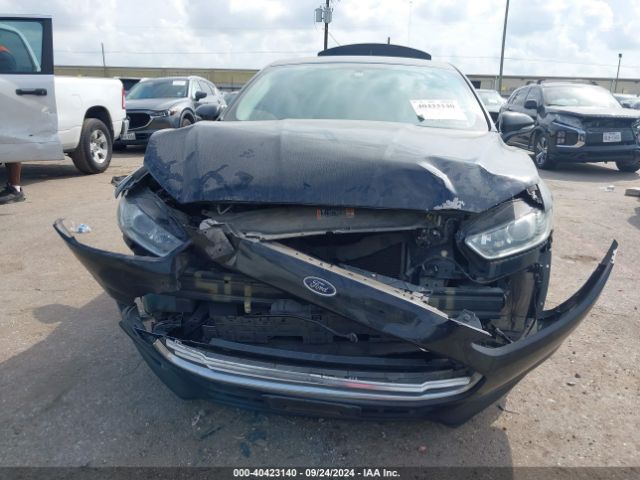 3FA6P0H77FR233864 Ford FUSION SE