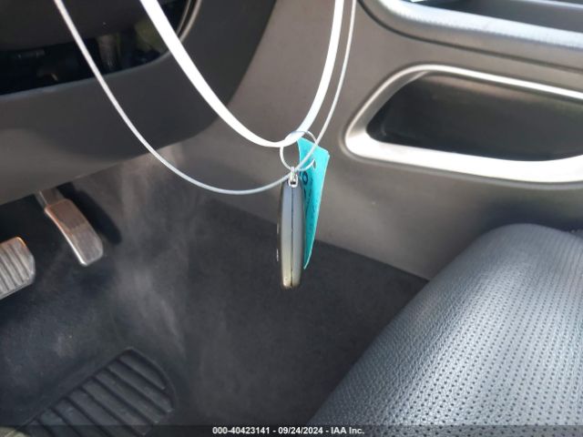 2019 JAGUAR F-PACE SADCL2FN0KA609075 Photo 10