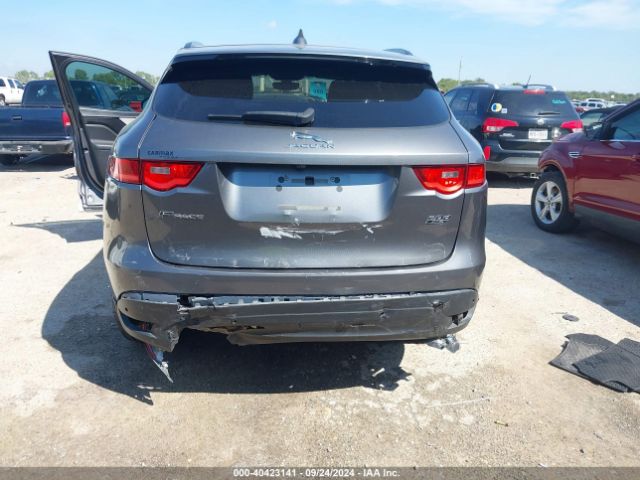 2019 JAGUAR F-PACE SADCL2FN0KA609075 Photo 5