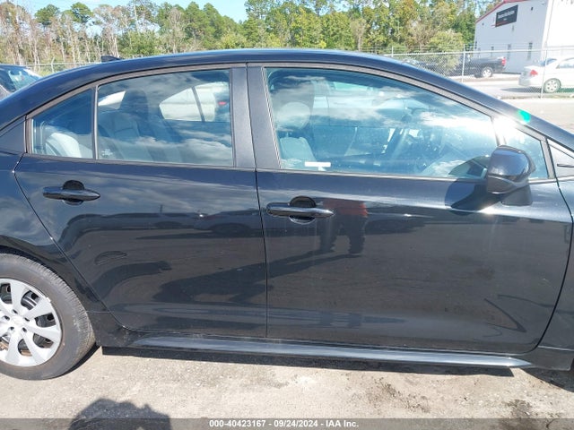 Toyota COROLLA LE 2022 5YFEPMAE6NP391431 Image 13