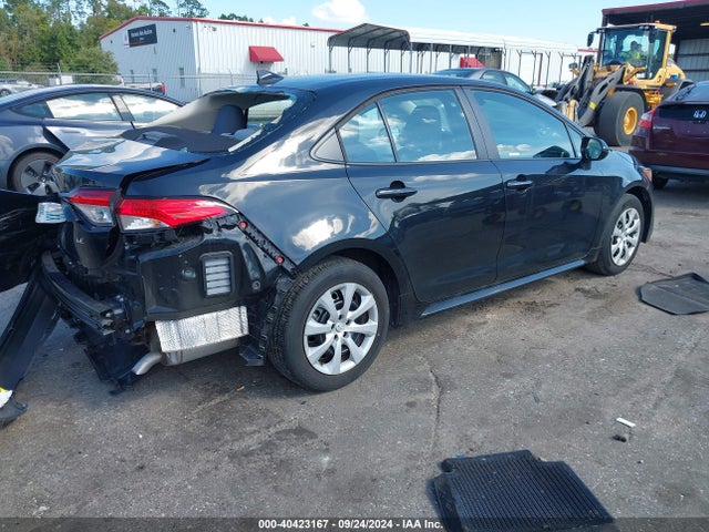 Toyota COROLLA LE 2022 5YFEPMAE6NP391431 Image 4