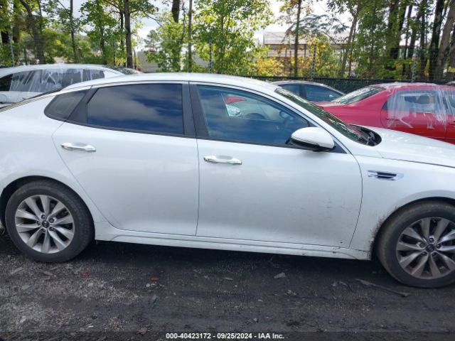 5XXGT4L37JG258602 KIA Optima Lx