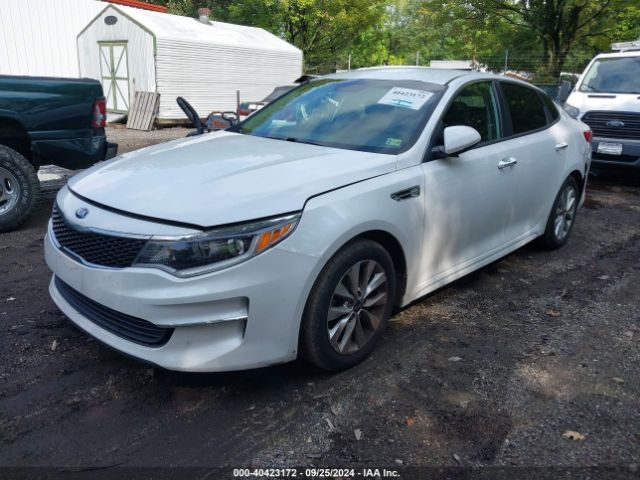 5XXGT4L37JG258602 KIA Optima Lx