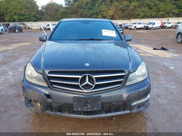 WDDGF4HB8ER320010 Mercedes-Benz C 250 Luxury/sport