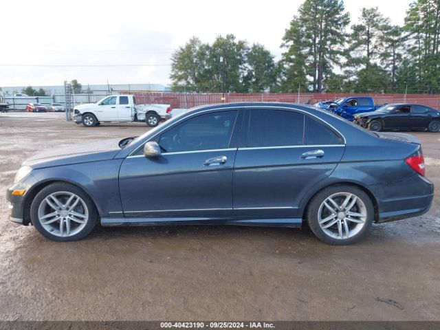 WDDGF4HB8ER320010 Mercedes-Benz C 250 Luxury/sport