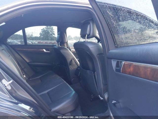 WDDGF4HB8ER320010 Mercedes-Benz C 250 Luxury/sport