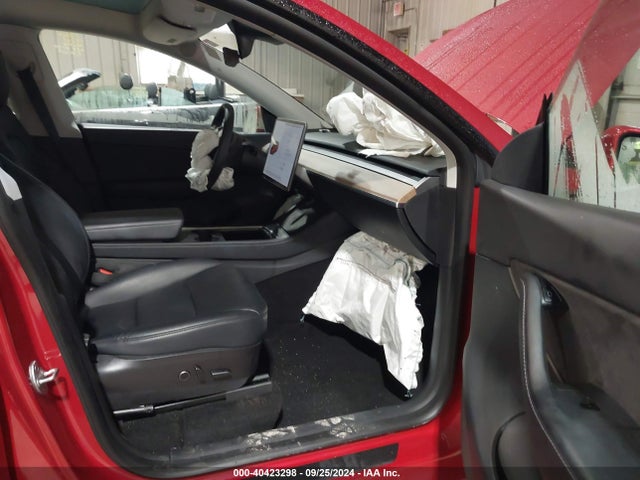2021 TESLA MODEL Y 5YJYGDEE8MF146356 Photo 4