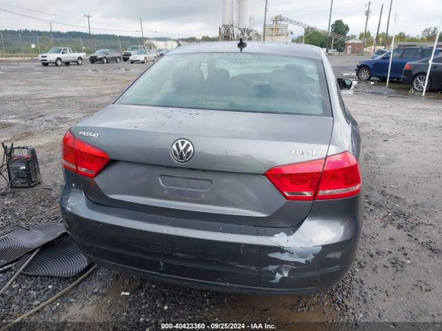 1VWBV7A36FC071154 Volkswagen Passat 2.0l Tdi Se