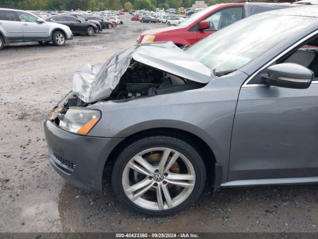1VWBV7A36FC071154 Volkswagen Passat 2.0l Tdi Se
